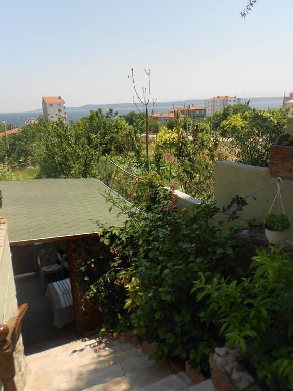 Irmak Family Pension & Apartments Eceabat Rum bild