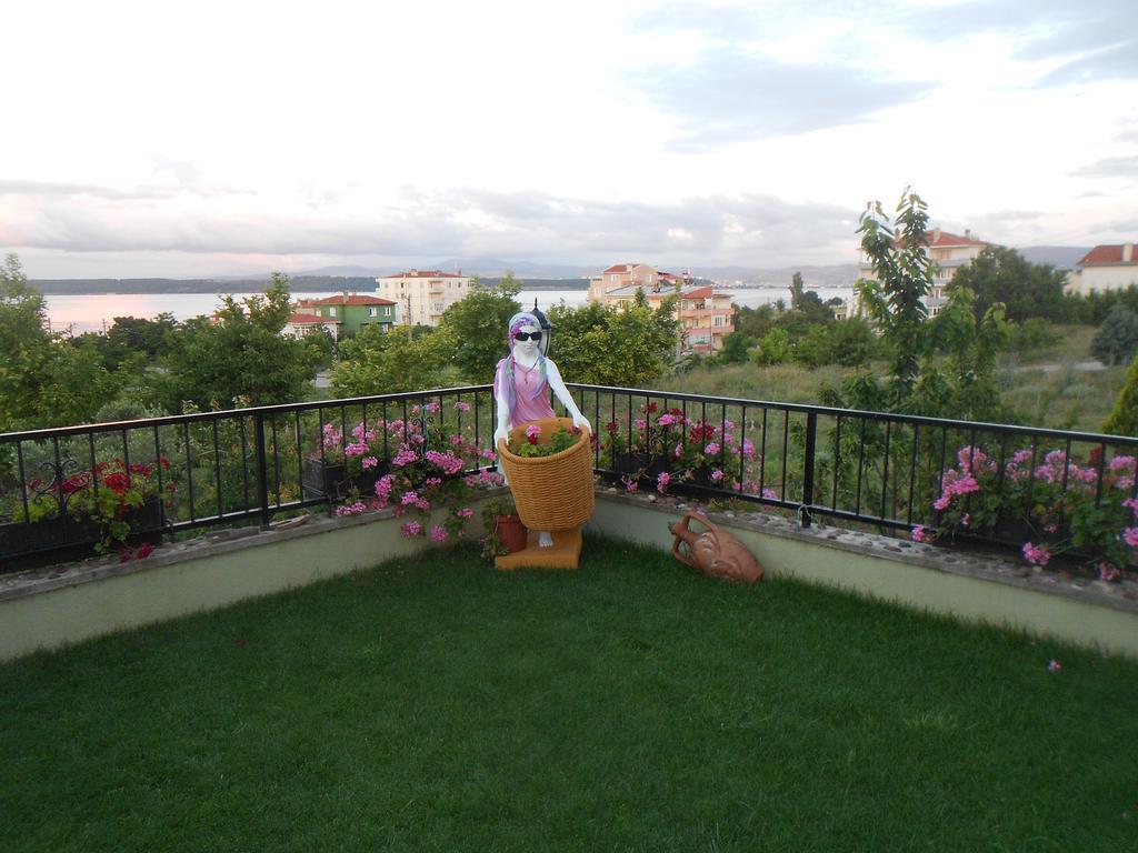 Irmak Family Pension & Apartments Eceabat Exteriör bild